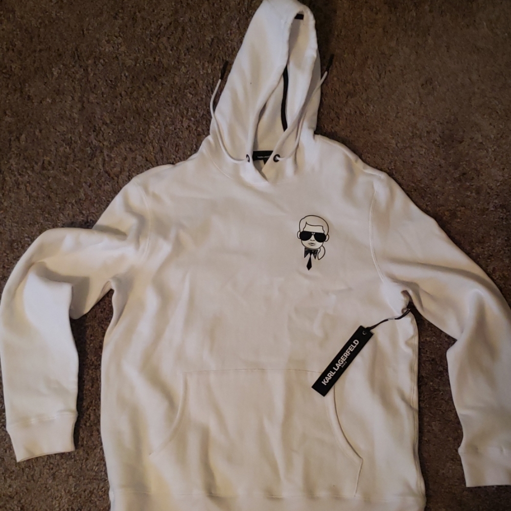 Karl Logo Hoodie
by KARL LAGERFELD PARIS - Picture 3 of 8